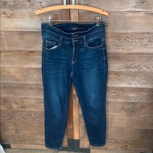 Judy Blue High Rise Blue Jeans with Cropped Length